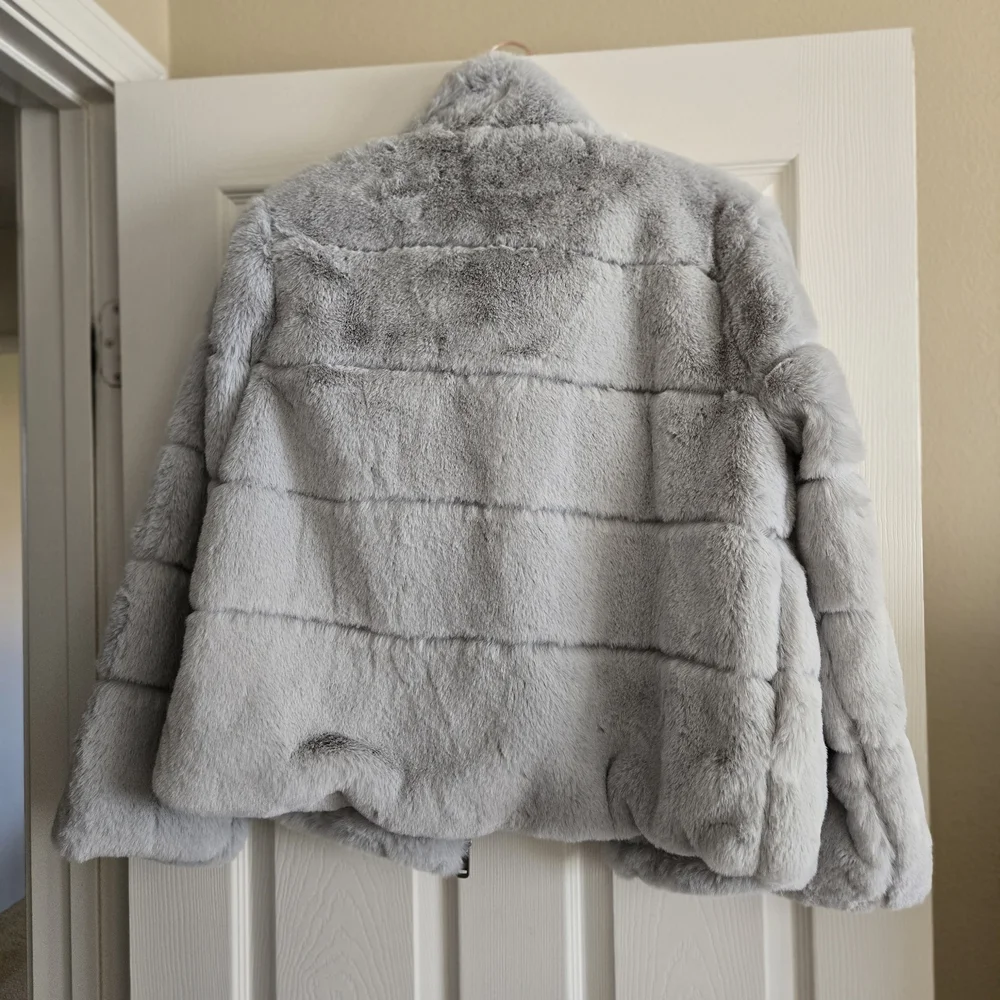 Tahari Gray Ski & Snow Jacket - Picture 3 of 4